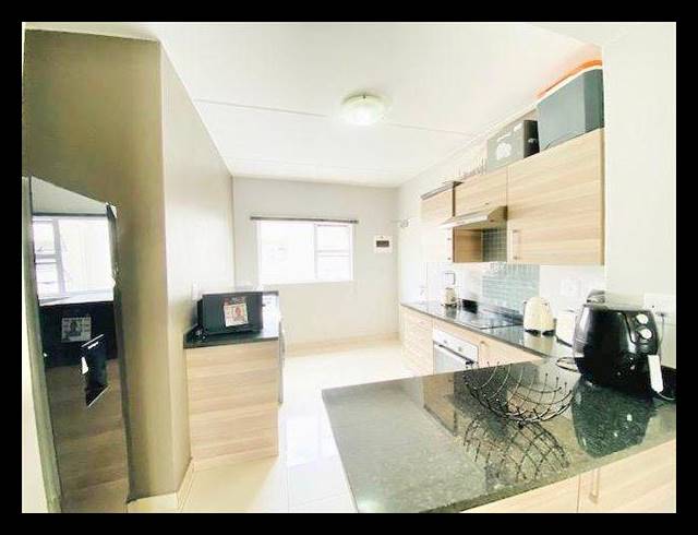 2 BEDROOM APARTMENT FOR SALE IN BLUE HILLS